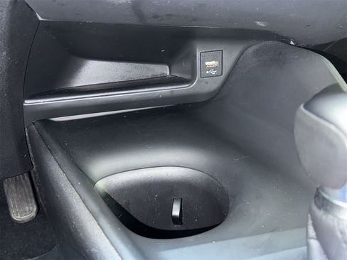 Used 2021 Toyota C-HR LE image 30