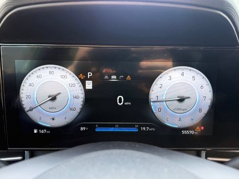 Used 2025 Hyundai Elantra SEL FWD image 14