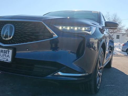 Used 2023 Acura MDX SH-AWD w/ Technology Package image 8