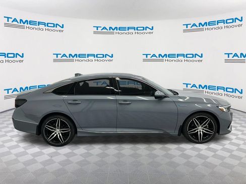 Used 2022 Honda Accord Touring image 6