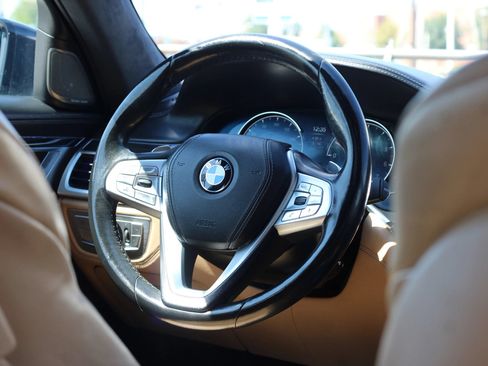 Used 2016 BMW 750i xDrive AWD/4WD image 14