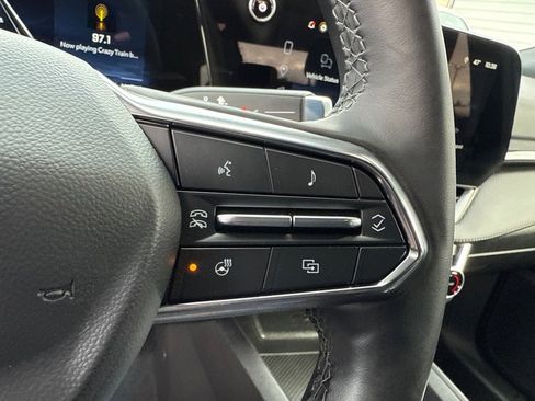 Used 2025 Chevrolet Equinox LT image 28