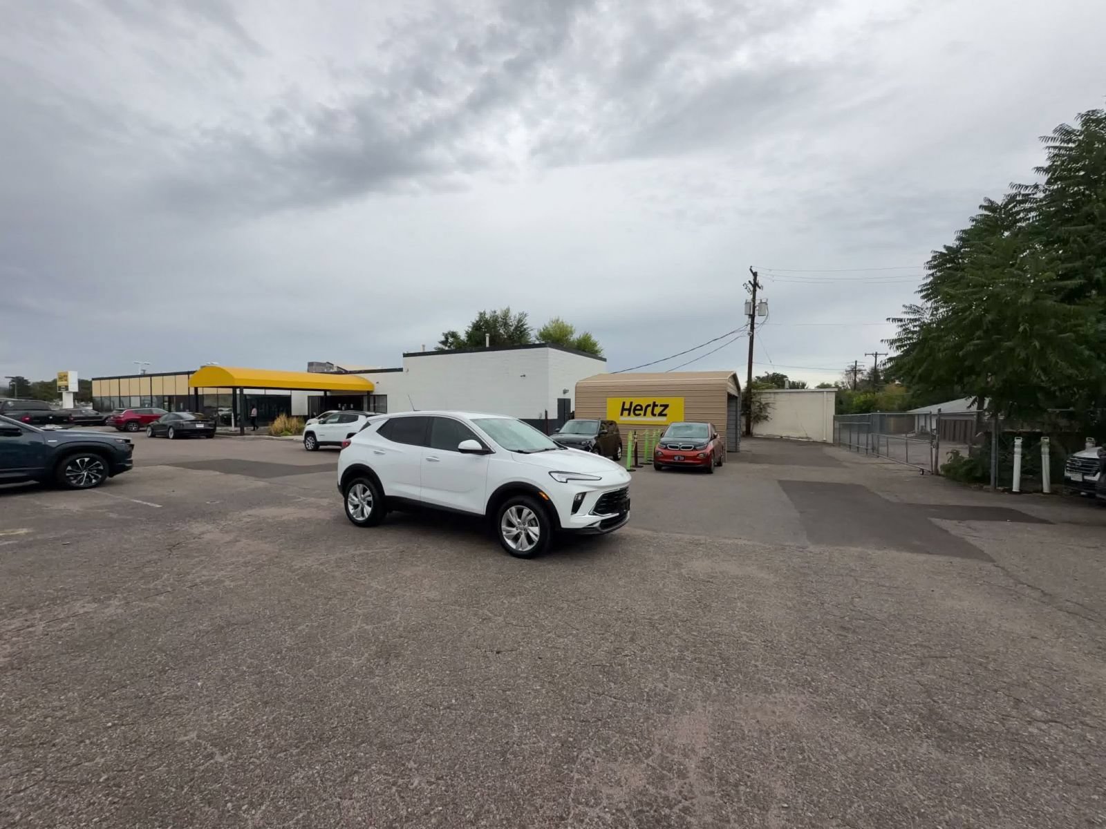 Used 2026 Buick Encore GX Preferred AWD/4WD image 2