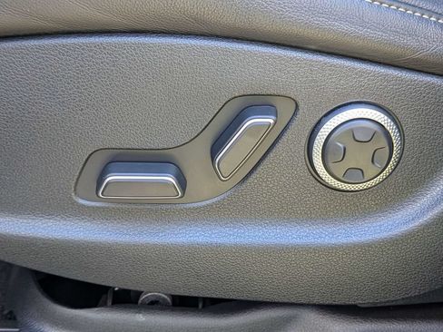 Used 2024 Genesis GV80 2.5T AWD/4WD image 21