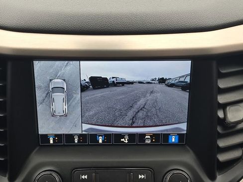 Used 2023 GMC Acadia Denali w/ Denali Technology Package image 41