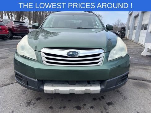 Used 2011 Subaru Outback 3.6R Limited w/ PWR Moonroof Pkg image 2