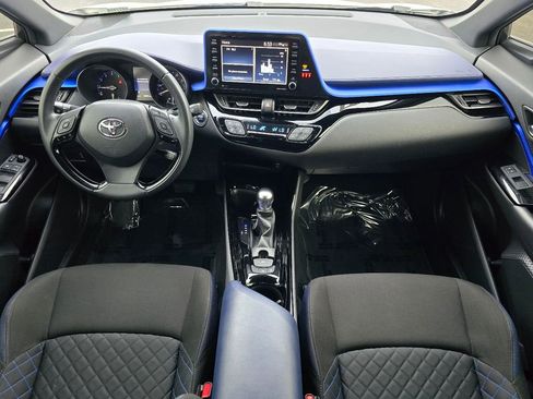 Used 2020 Toyota C-HR XLE FWD image 25