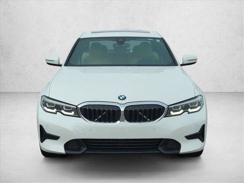 Used 2020 BMW 330i Sedan w/ Convenience Package RWD image 2