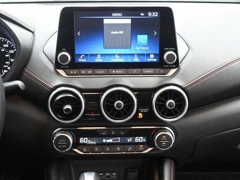 Used 2024 Nissan Sentra SR w/ SR Premium Package image 27