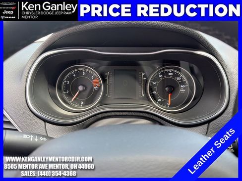 Used 2019 Jeep Cherokee Latitude Plus w/ Cold Weather Group image 14