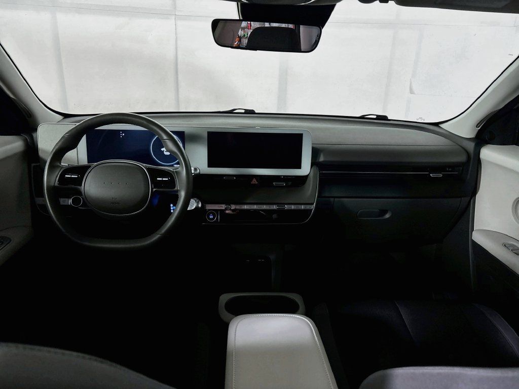 Used 2024 Hyundai Ioniq 5 SEL AWD/4WD image 12