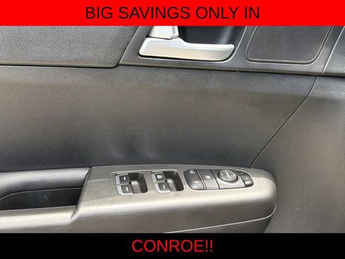 Used 2021 Kia Sportage LX FWD image 11