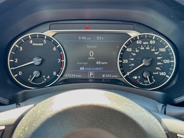 Used 2025 Nissan Altima 2.5 SV FWD image 12