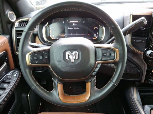 Used 2024 RAM 2500 Limited AWD/4WD image 19