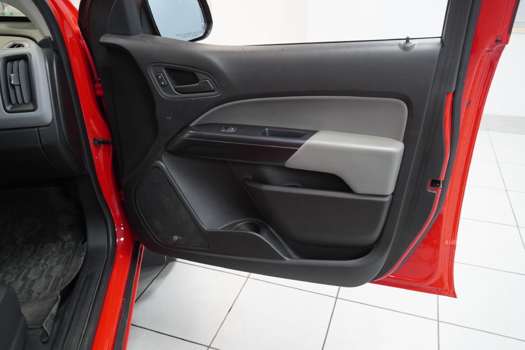 Used 2019 Chevrolet Colorado W/T w/ Custom Special Edition AWD/4WD image 24