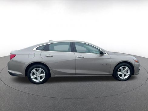 Used 2023 Chevrolet Malibu LT image 16