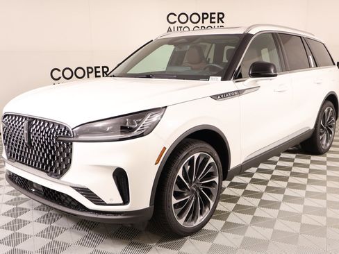 New 2026 Lincoln Aviator Reserve AWD/4WD image 10