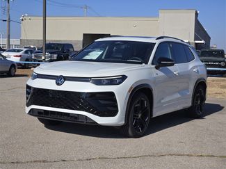 New 2026 Volkswagen Tiguan SE R-Line video 2