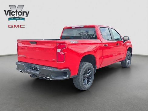 Used 2022 Chevrolet Silverado 1500 LT Trail Boss w/ Safety Package AWD/4WD image 16