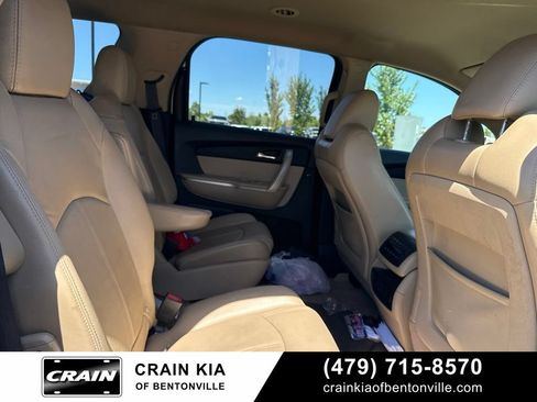 Used 2012 GMC Acadia SLT FWD image 9
