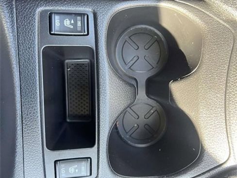 Used 2021 Nissan Rogue Sport SV image 18