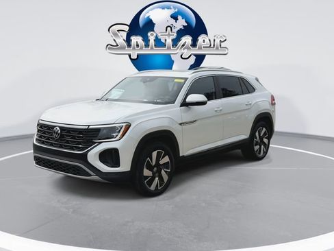 New 2026 Volkswagen Atlas Cross Sport SEL AWD/4WD image 8