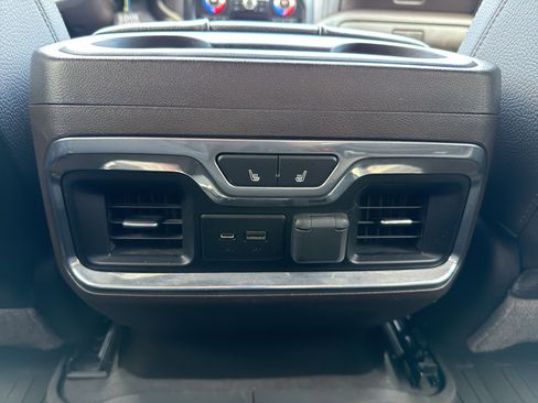 Used 2019 GMC Sierra 1500 Denali w/ Denali Ultimate Package image 17