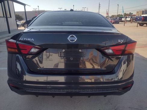Used 2021 Nissan Altima 2.5 SV image 6