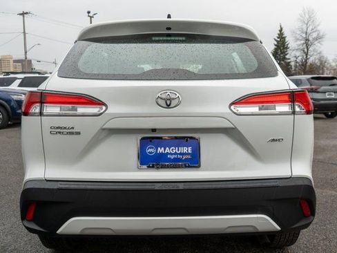 Used 2023 Toyota Corolla Cross L AWD/4WD image 7