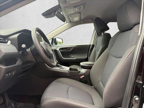 Certified 2025 Toyota RAV4 LE AWD/4WD image 13