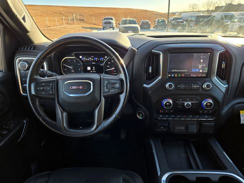 Used 2023 GMC Sierra 2500 AT4 w/ AT4 Preferred Package image 18