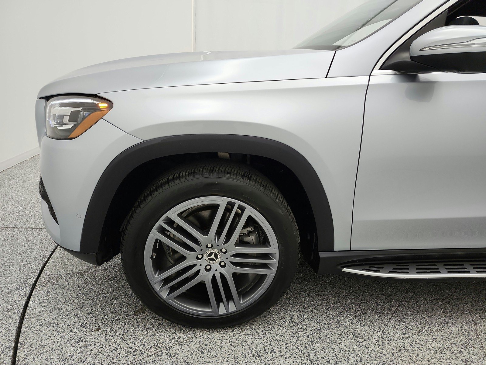 Certified 2022 Mercedes-Benz GLS 450 4MATIC image 17