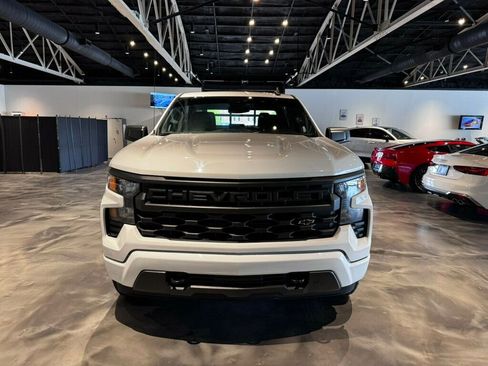 Used 2024 Chevrolet Silverado 1500 Custom w/ Turbomax Blackout Package AWD/4WD image 8