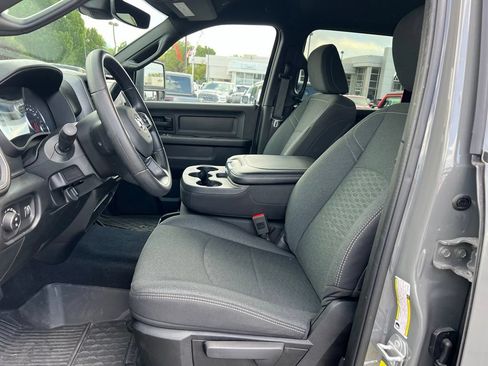 Used 2026 RAM 2500 Warlock AWD/4WD image 25