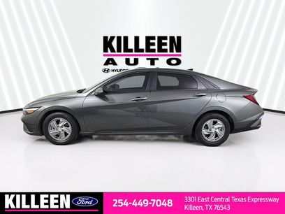 Used 2025 Hyundai Elantra SE