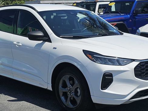 Used 2023 Ford Escape ST-Line AWD/4WD image 19