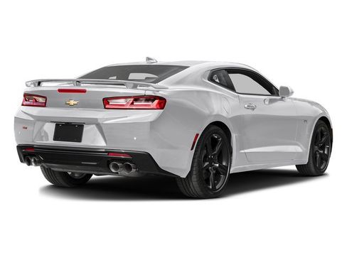Used 2017 Chevrolet Camaro SS RWD image 2