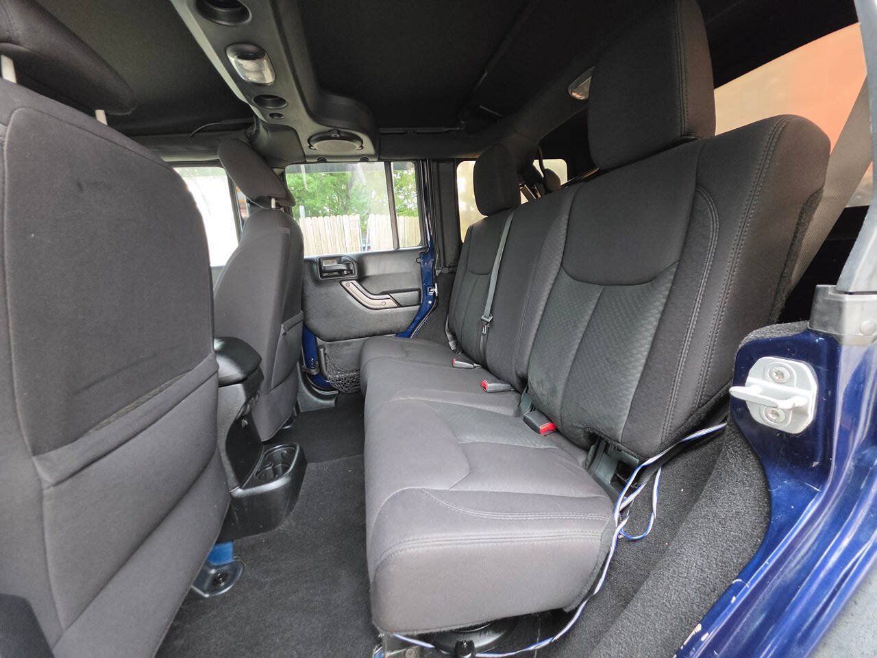 Used 2013 Jeep Wrangler Unlimited Sport AWD/4WD image 10