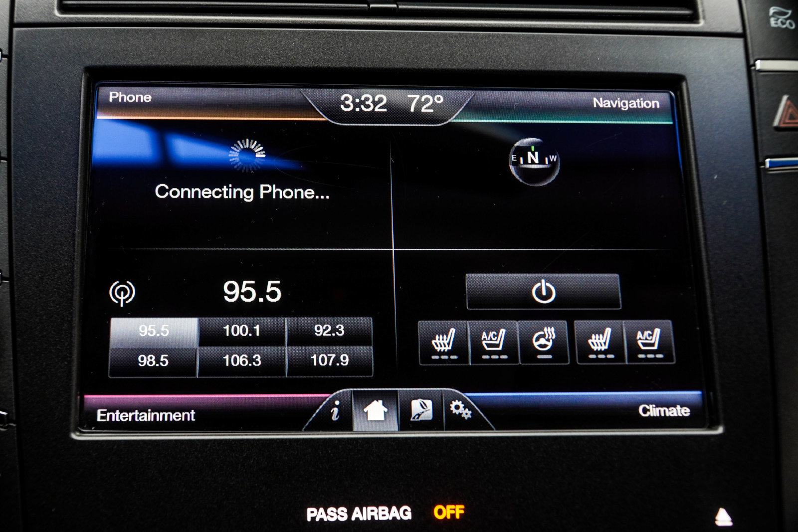 Used 2016 Lincoln MKZ Hybrid w/ Equipment Group 600A Reserve FWD image 24