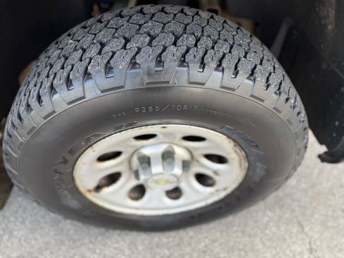 Used 2011 Chevrolet Silverado 1500 W/T image 11