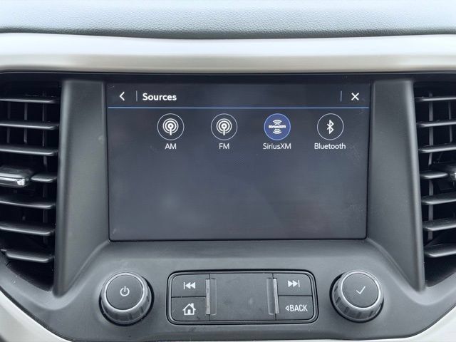 Used 2023 GMC Acadia Denali AWD/4WD image 37