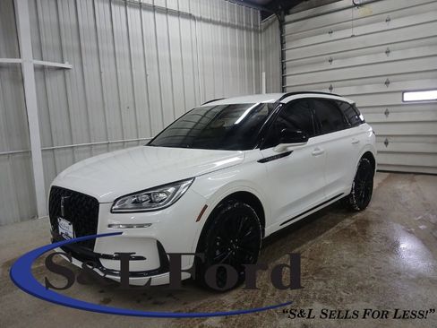 Used 2024 Lincoln Corsair Reserve w/ Jet Appearance Package image 1