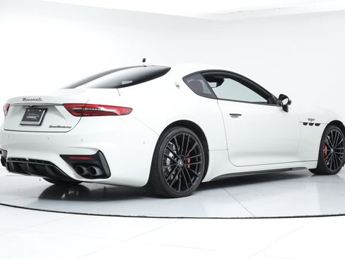 Certified 2024 Maserati GranTurismo Trofeo image 5