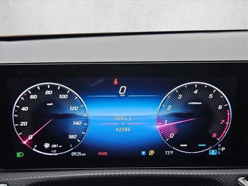 Used 2025 Mercedes-Benz CLA 250 4MATIC image 10