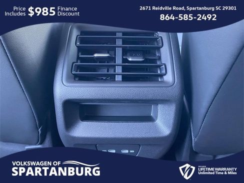 New 2026 Volkswagen Tiguan SE image 12