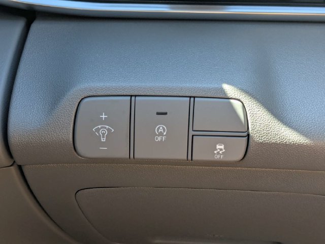 Used 2026 Hyundai Elantra SE FWD image 23