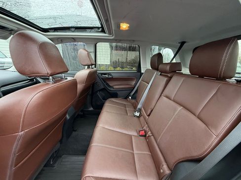 Used 2017 Subaru Forester 2.5i Touring image 18