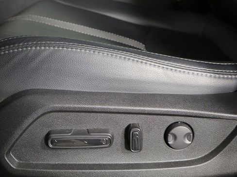 Used 2025 Honda Pilot EX-L image 25