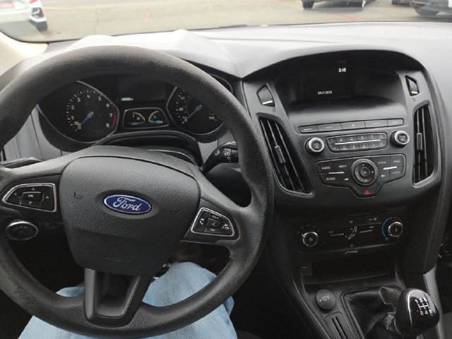 Used 2018 Ford Focus S FWD image 27