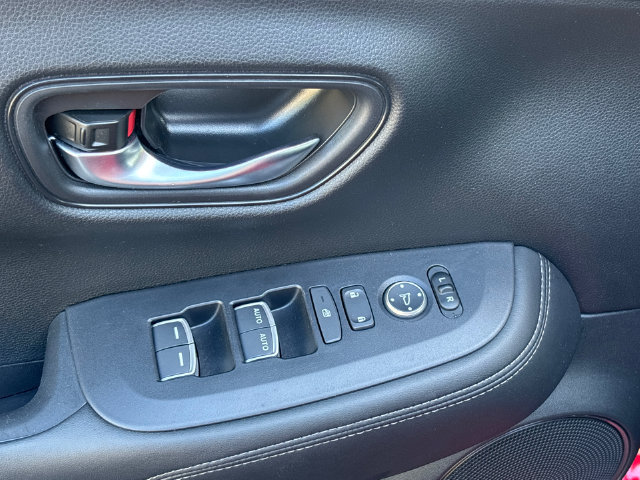 Used 2025 Honda HR-V EX-L image 24